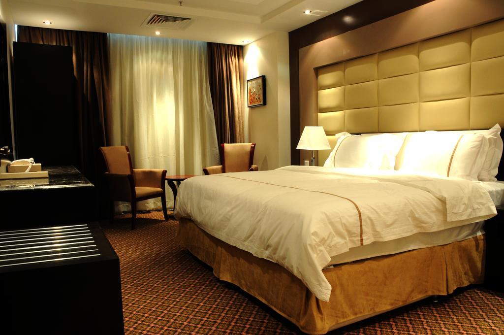 Al Yamama Palace Hotel Suites Riad Cameră foto